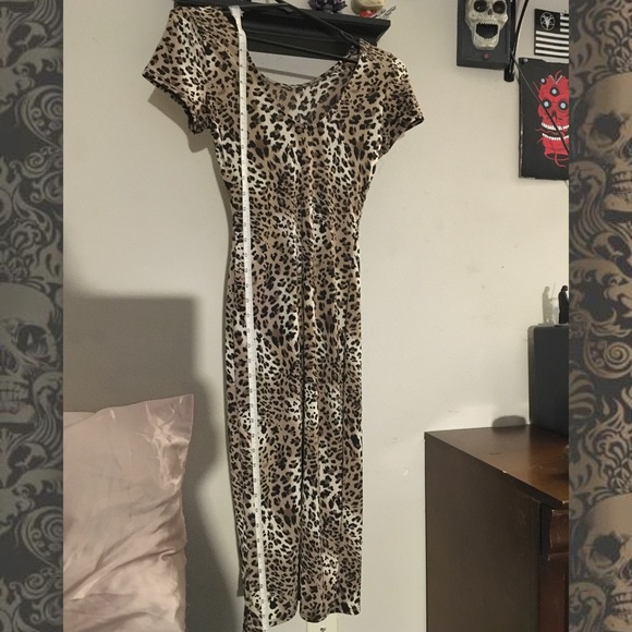 Maxi Chettah Print Dress - Picture 2 of 2